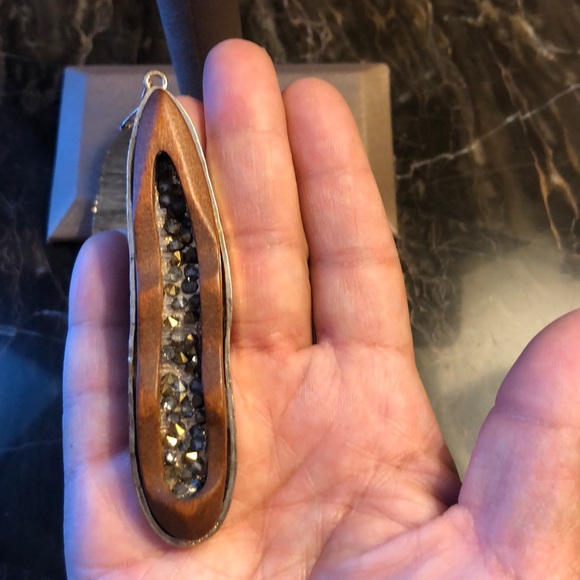 Drop earrings - Picture 3 of 5